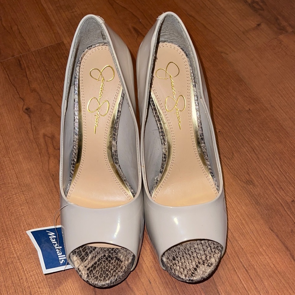 Jessica Simpson Gray Patent Peep Toe Pumps with Snakeskin Accent